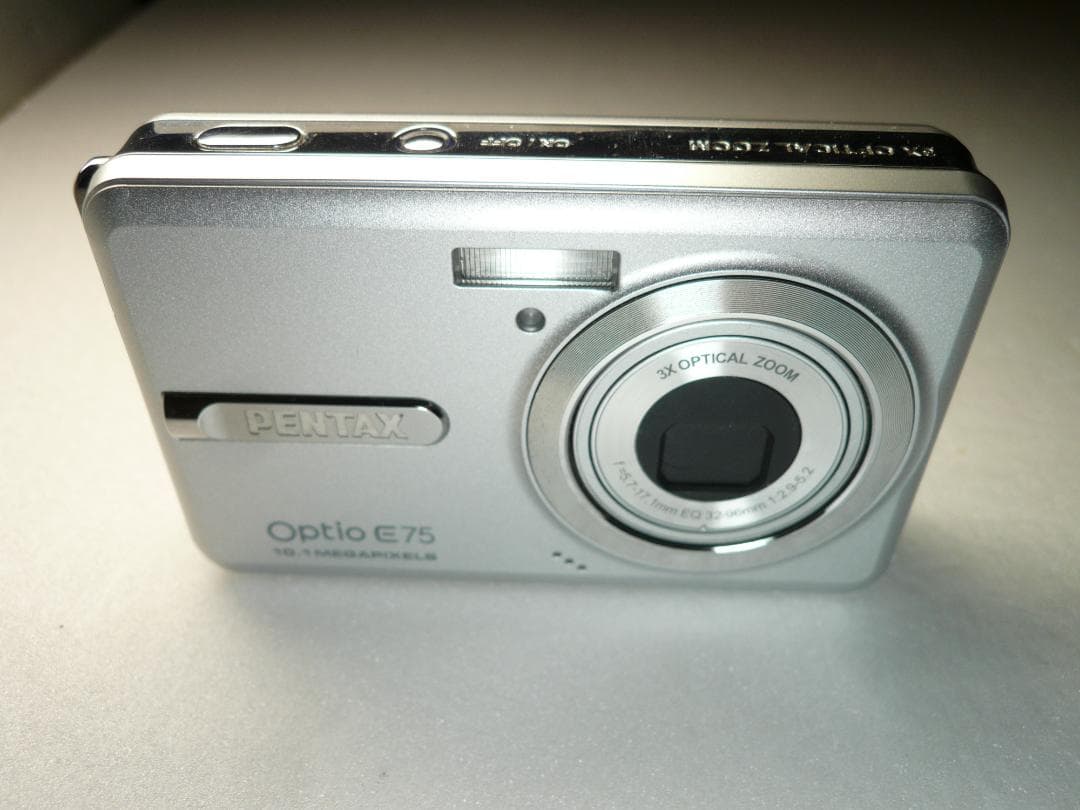 PENTAX★Optio E75⭐️欧州限定モデル❤️極美品です⭕️安心の実働品