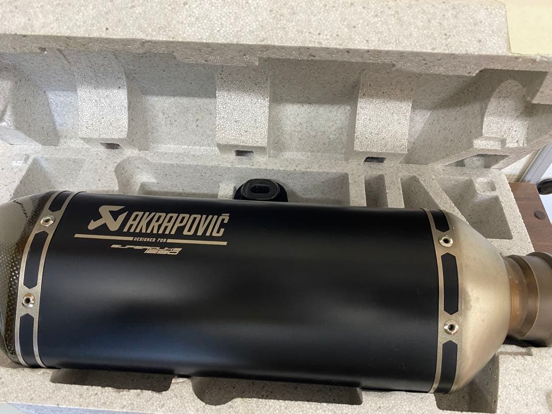 KTM 純正アクラポビッチマフラー　1290 super duke gt