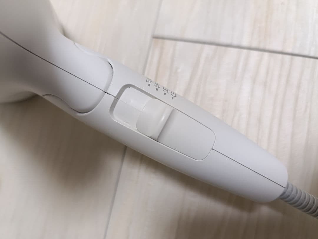 パナソニック ナノケア Panasonic EH-NA0G 21年製 WH 05