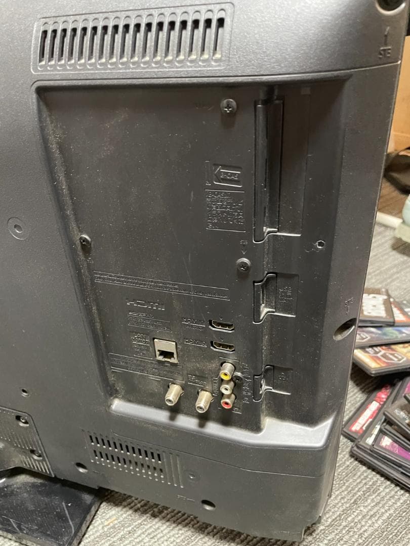 Panasonic 32型　液晶テレビ TH-32J300