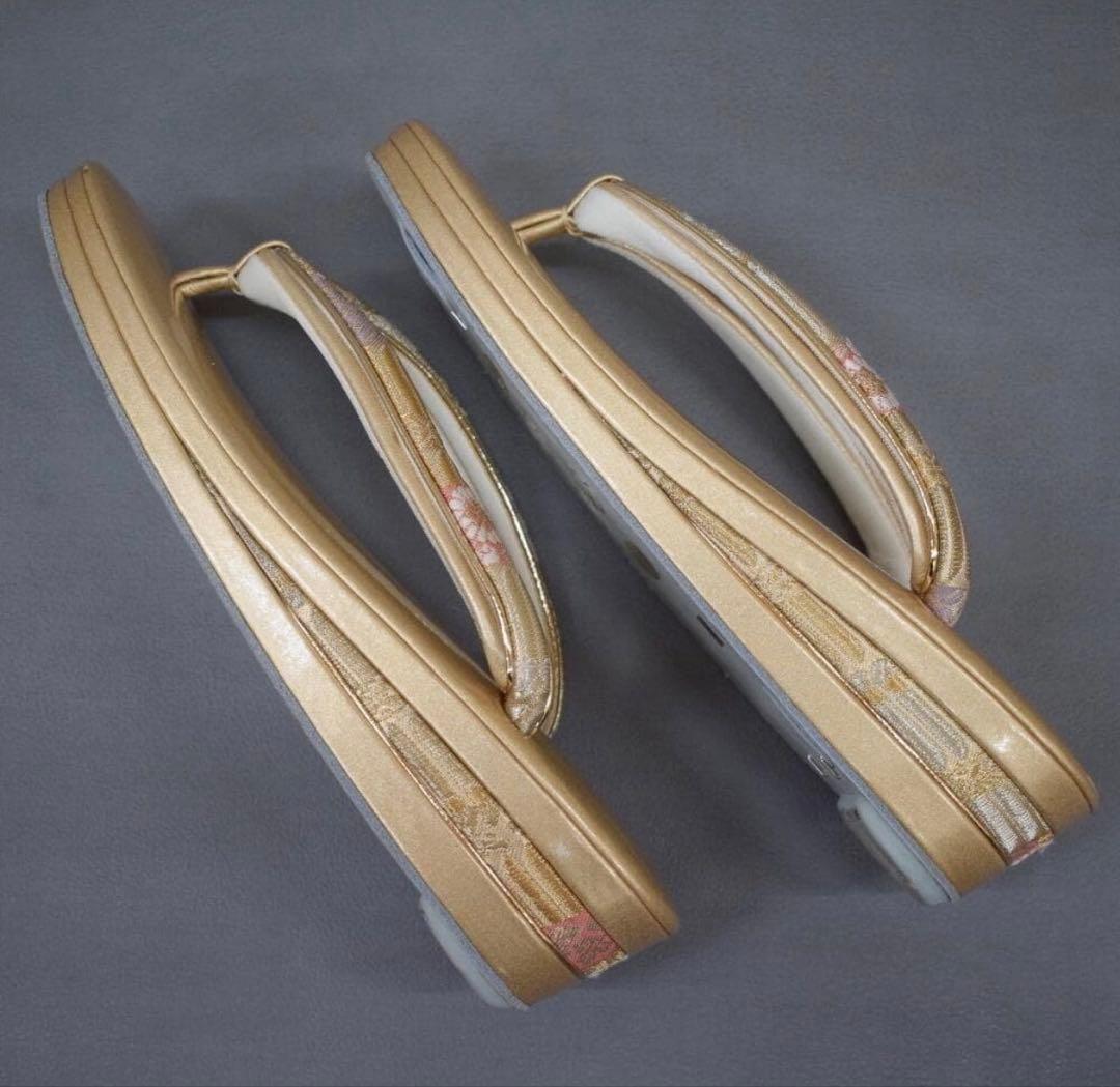 黒留袖4点　黒留袖・帯・長襦袢（衣紋抜付）バッグ草履　何かプレゼント付き！