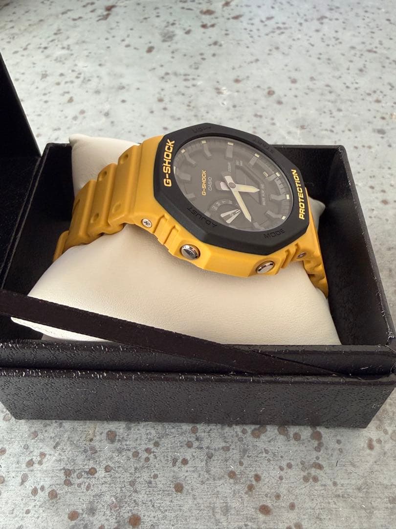 時計 G-SHOCK GA-2110SU-9AJF