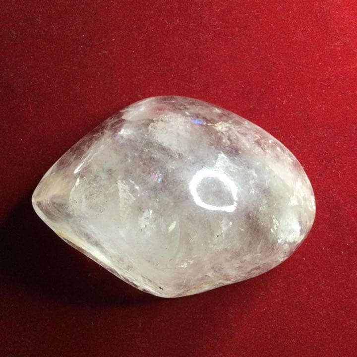 虹入り水晶　デンドリチッククォーツ　ヒマラヤ水晶　置物 580g 手のひらサイズ