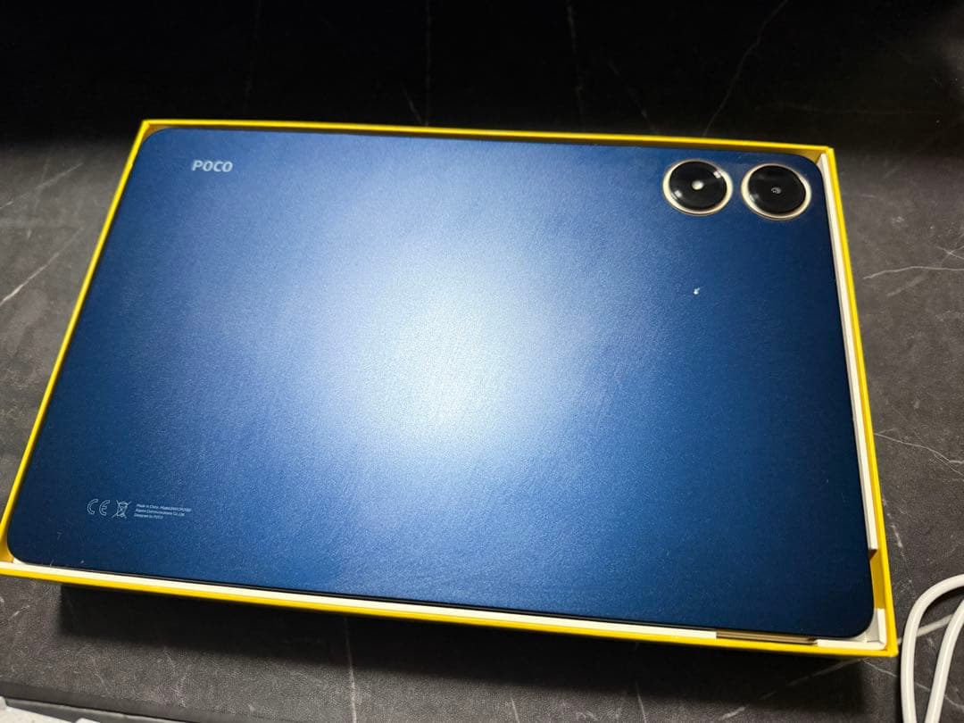 Q*a様 Poco pad 12.1インチ フィルム装着済み