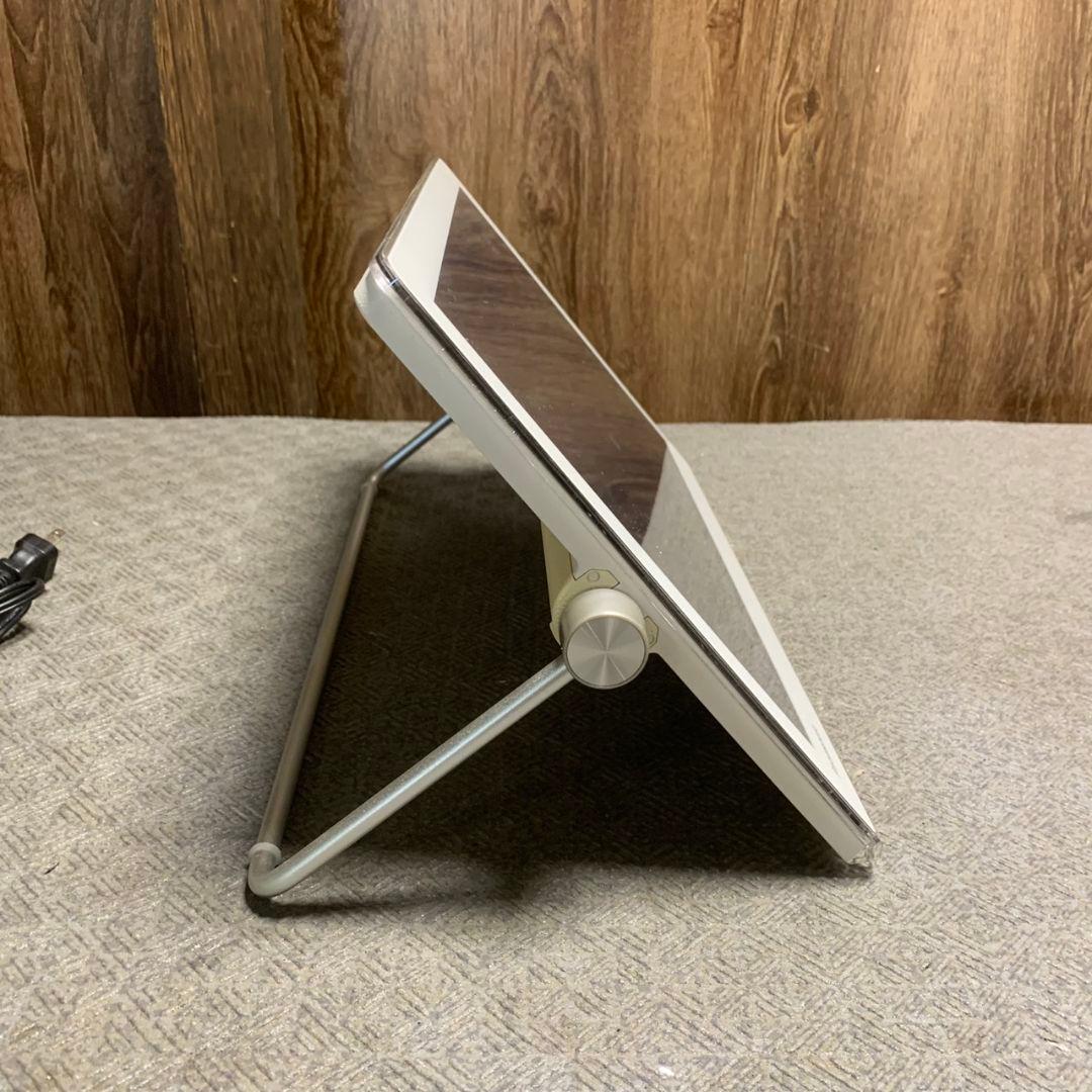 K572 Panasonic ポータブル 液晶テレビ UN-TD9S