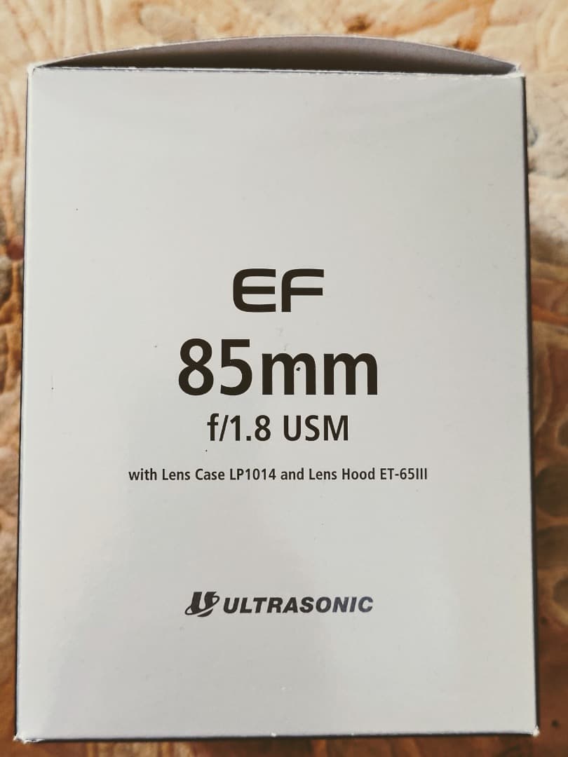 Canon EF 85mm f/1.8 単焦点レンズ 美品