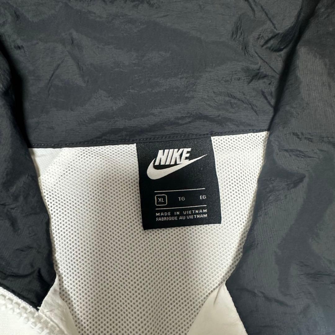 NIKEスポーツウェア ウーブンジャケット　セットアップ　トラックジャケット