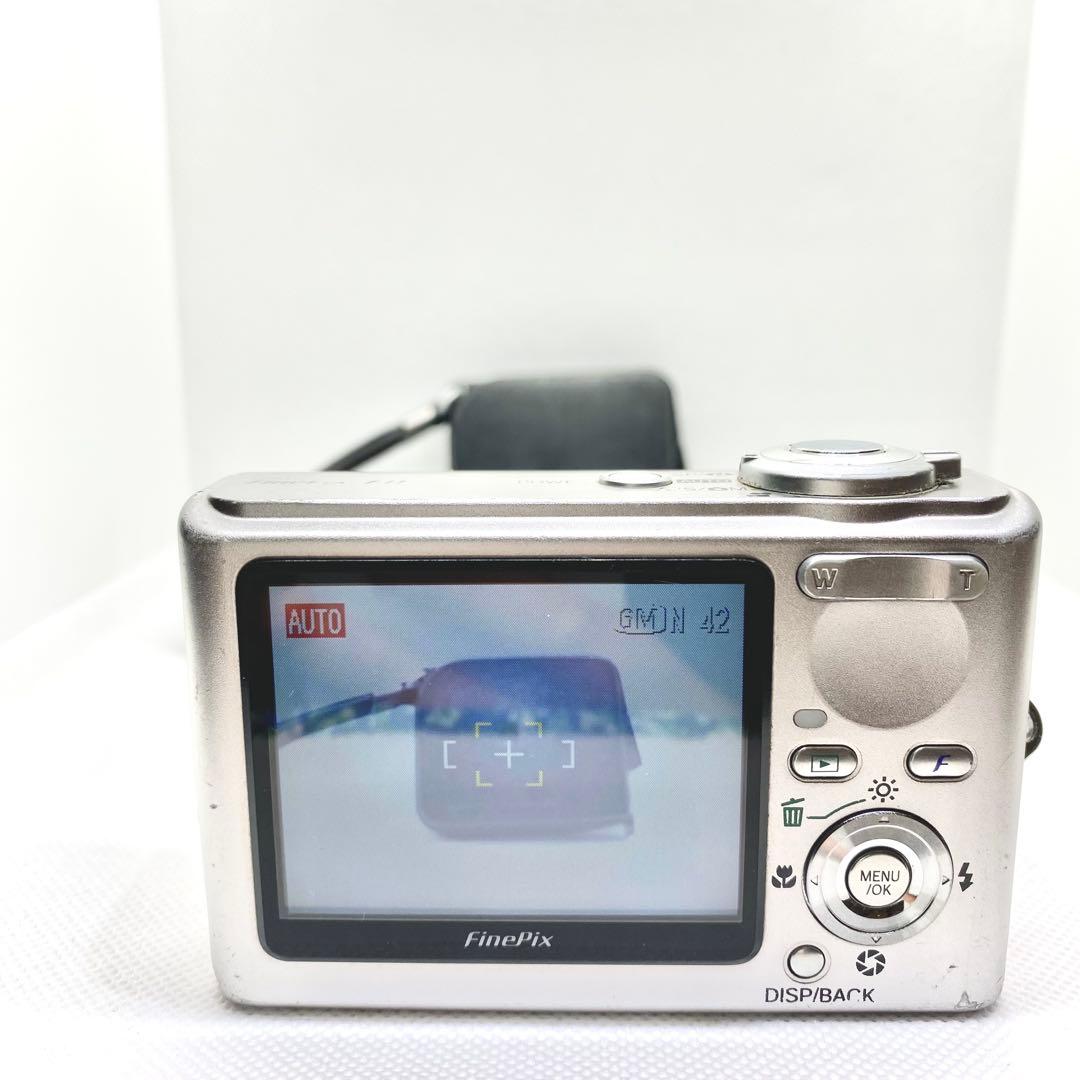 【動作品】FUJIFILM Fine Pix F11 コンパクトデジタルカメラ