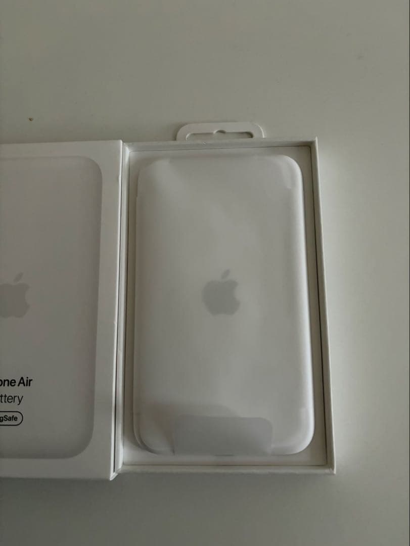 Apple純正 iPhone Air Magsafeバッテリー