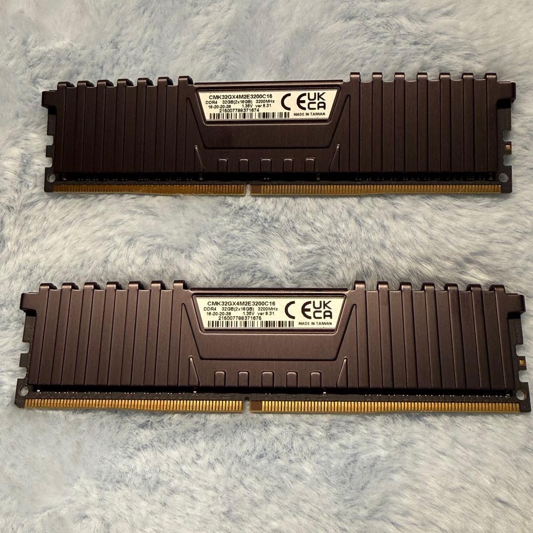 メモリー Corsair Vengeance LPX DDR4 16GBx2 3200