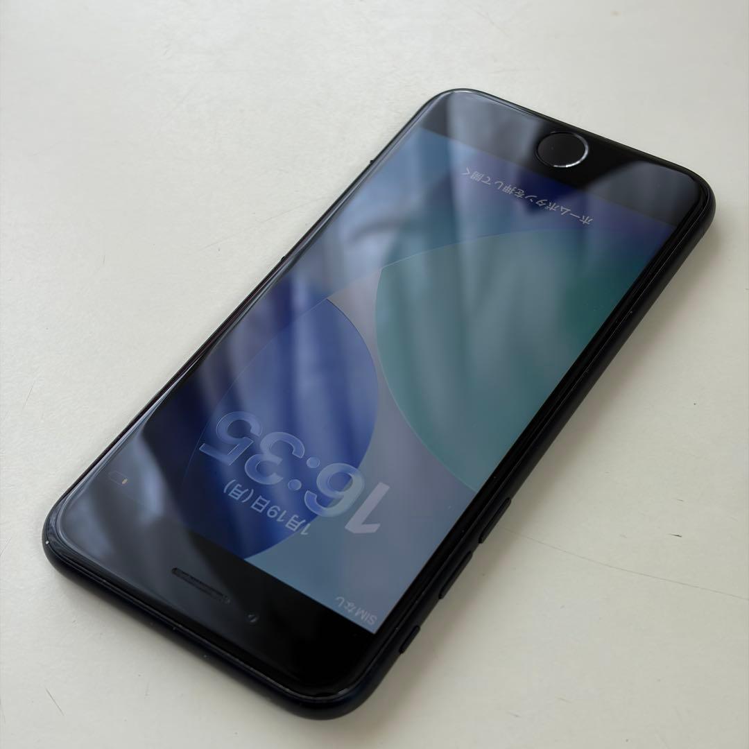 バッテリー新品　iPhoneSE第3世代64GB SIMフリー　美品