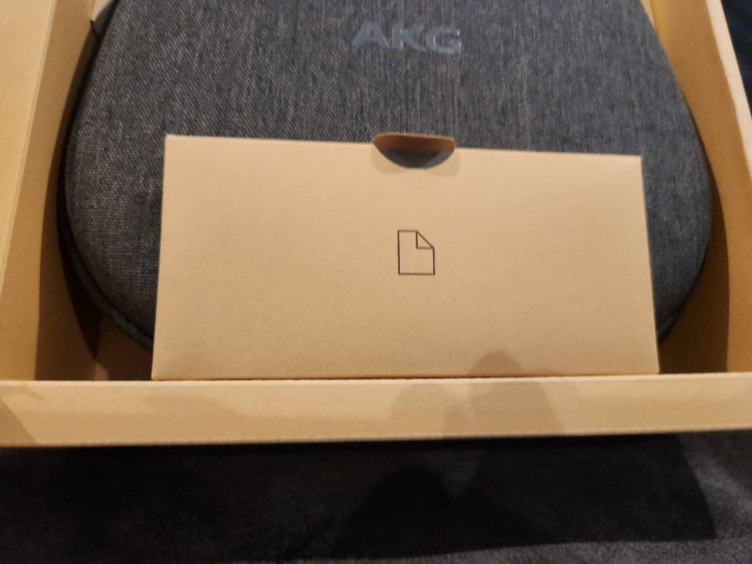 AKG N9 ワイヤレスヘッドホン ホワイト