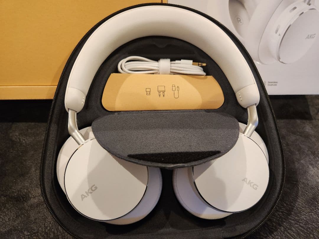 AKG N9 ワイヤレスヘッドホン ホワイト