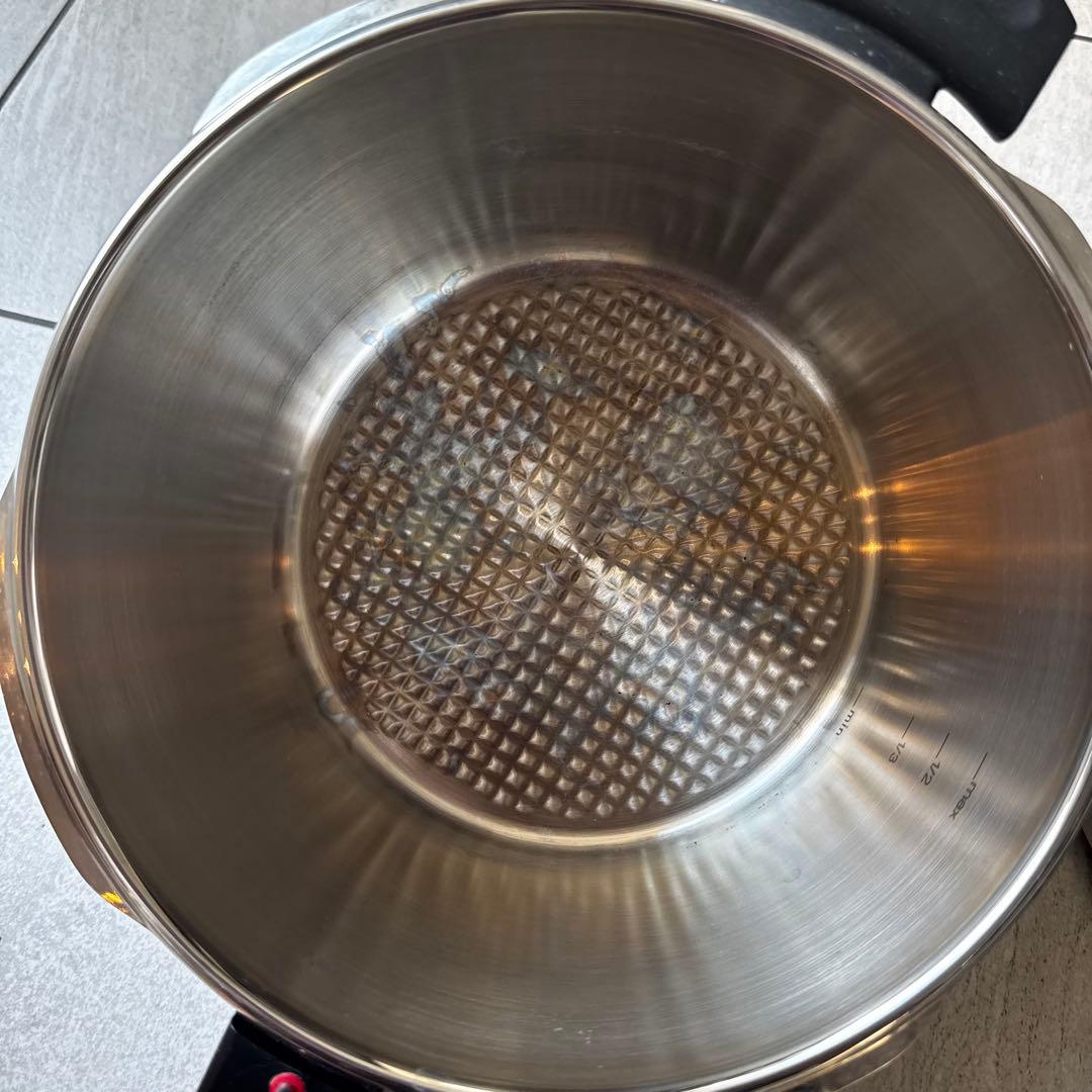 圧力鍋フィスラー4.5Ｌ　作動圧力115kPa