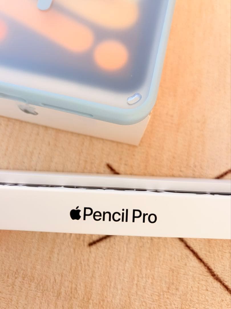 Apple iPad mini (A17 Pro) 128GB ブルー　おまけ