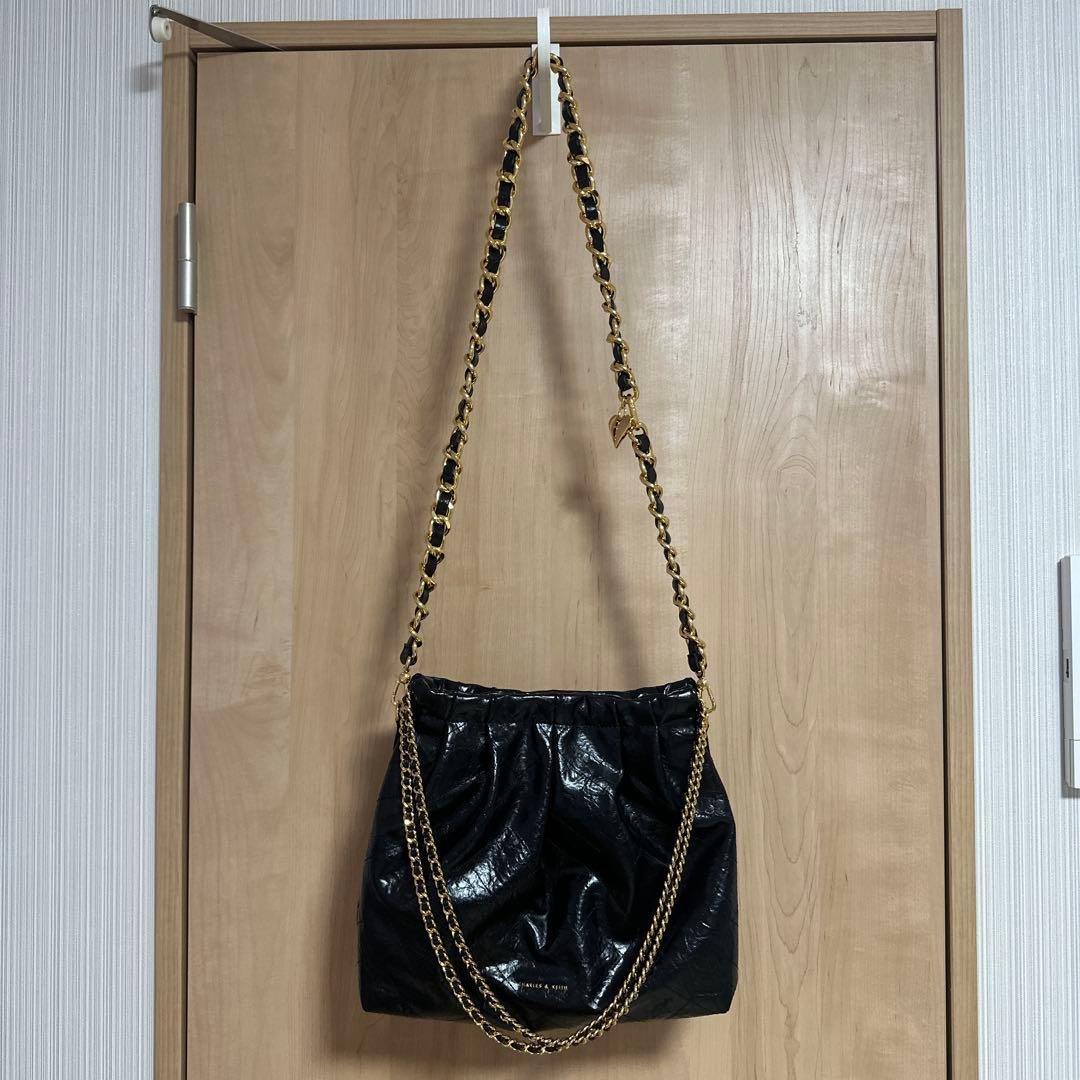 CHARLES & KEITH ドゥオ ブレードチェーンハンドルホーボーバッグ