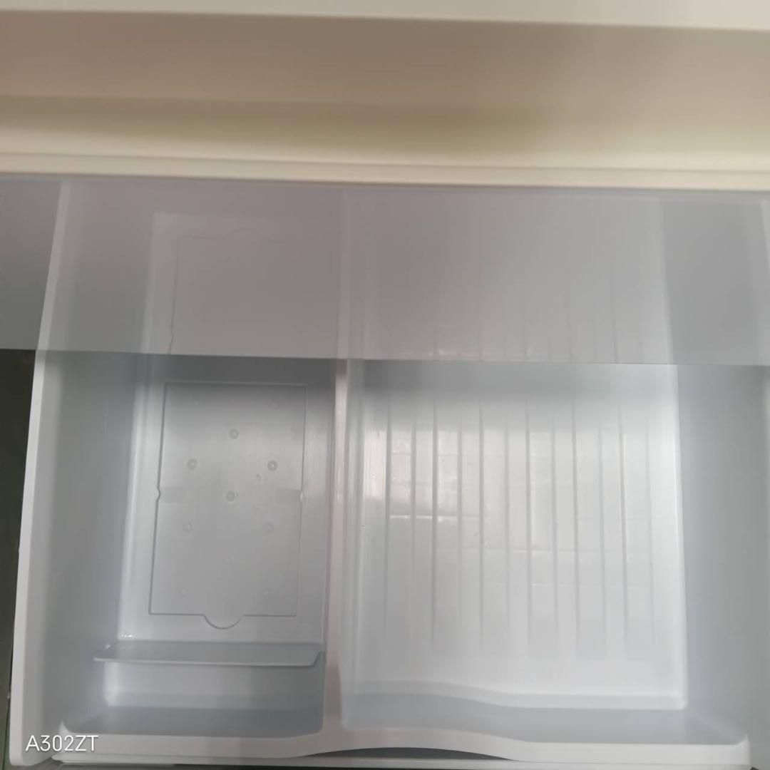 461 冷蔵庫　大型　300L強　右開き　自動製氷機付　極美品　ガラストップ