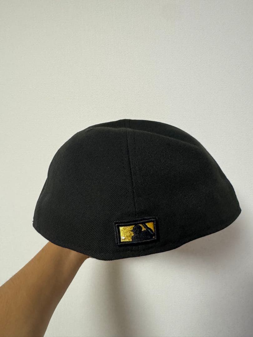 New Era インディアンズ ワフー黒金 Indians 7 5/8