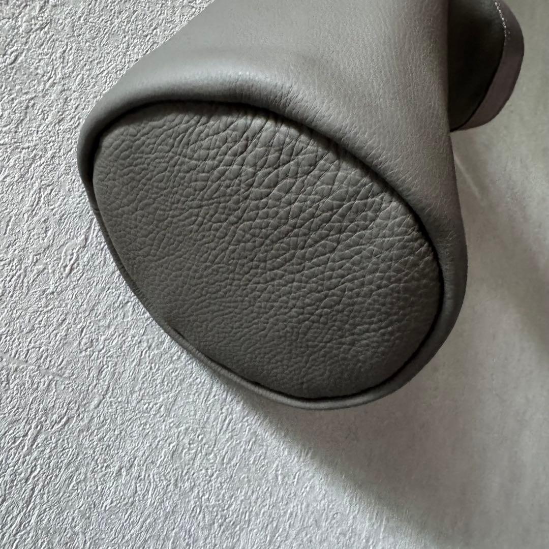 ERA. イーラ BUBBLE CALF ROLLTOP BAG 3L