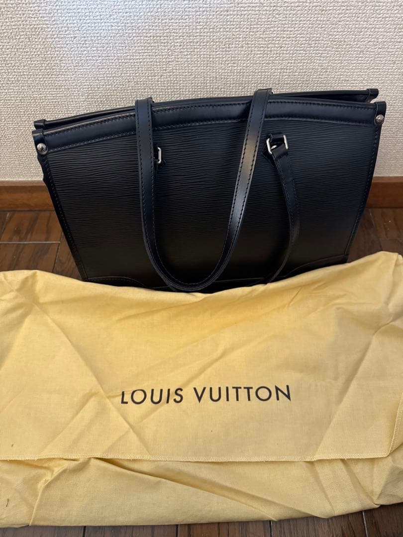 Louis Vuitton エピレザー トートバッグ ブラック