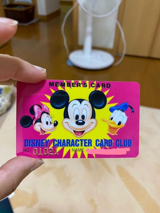 ◆天田印刷加工㈱ ディズニーキャラクターカードクラブ会員証の3Dカード2枚◆