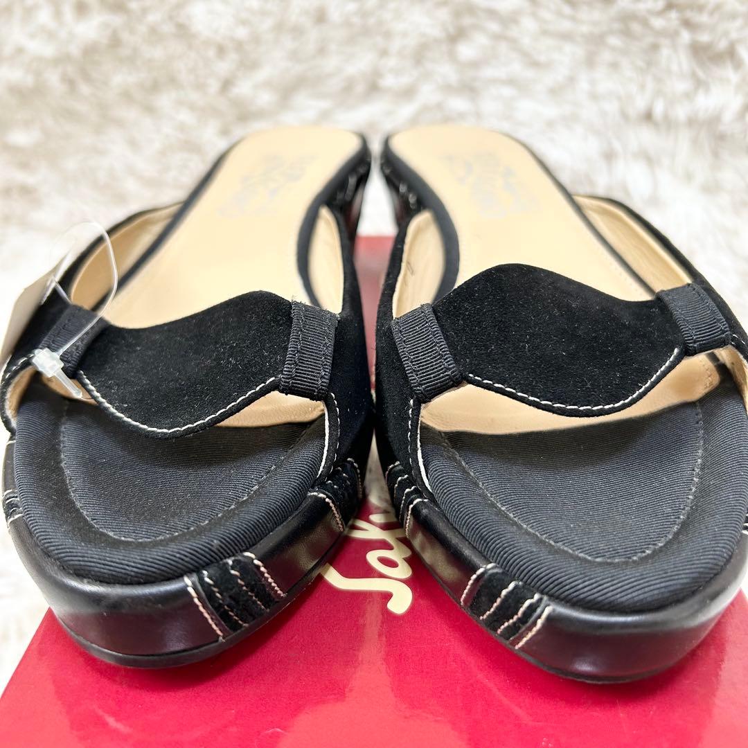 【未使用】Salvatore Ferragamo フェラガモ サンダル