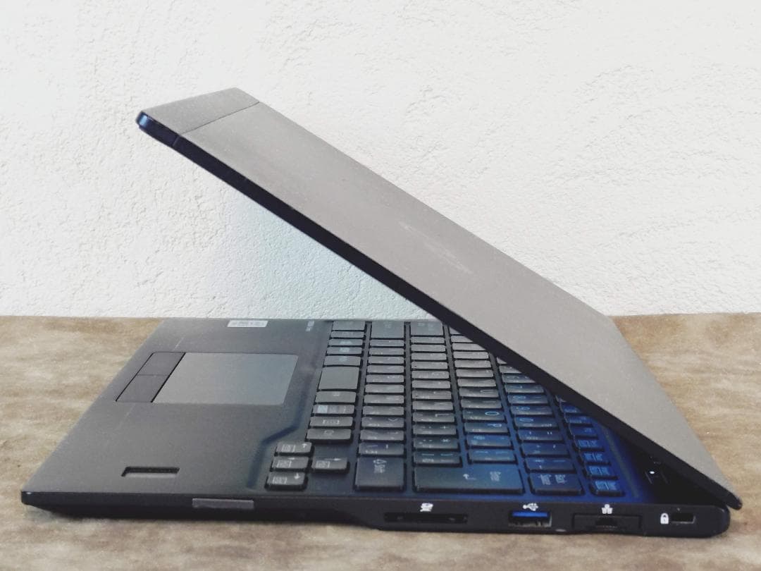 Windowsノート本体 LIFEBOOK U9310/D Core i5/16GB/256GB