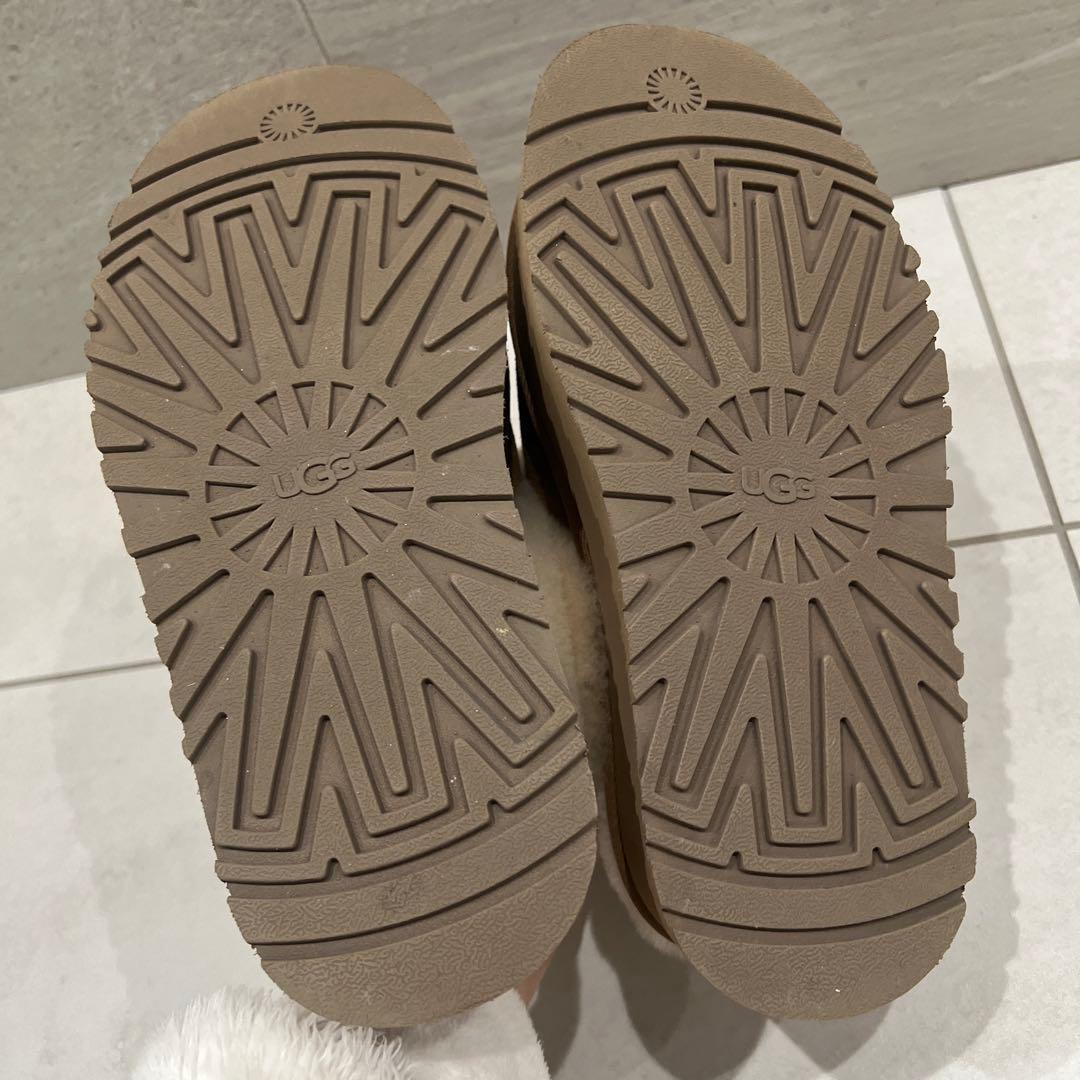最終値下げUGG アグ W FUNKETTE ファンケット　24cm