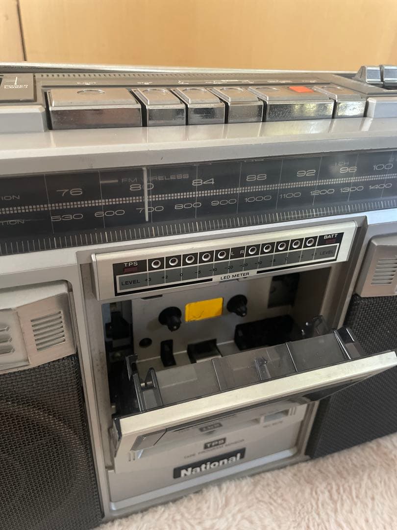 【昭和のラジオ】National カセットプレーヤー AM/FMラジオ