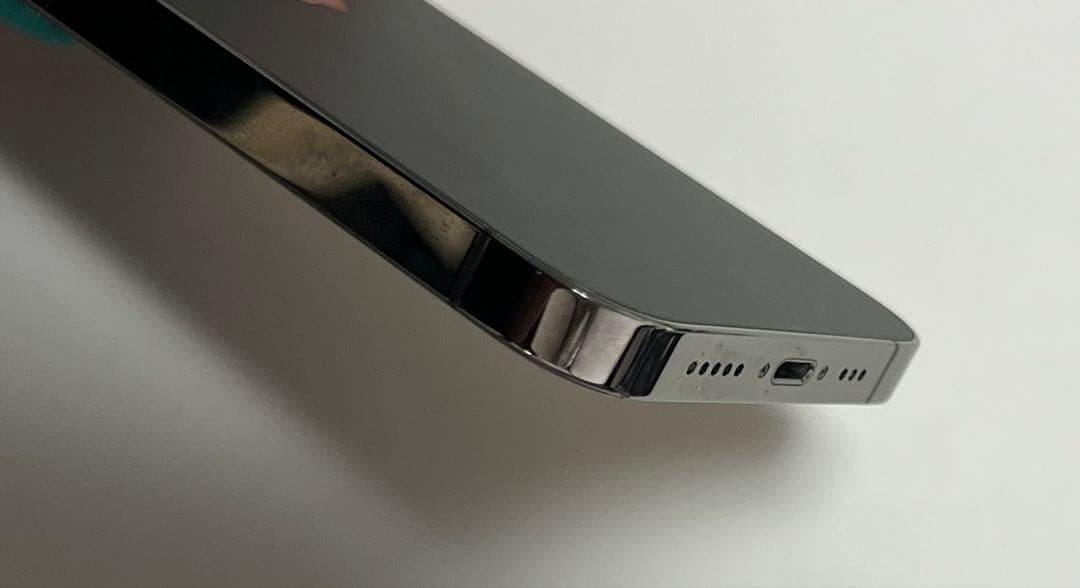 【純正バッテリー100％】 iPhone 13 pro 256GBおまけ付き