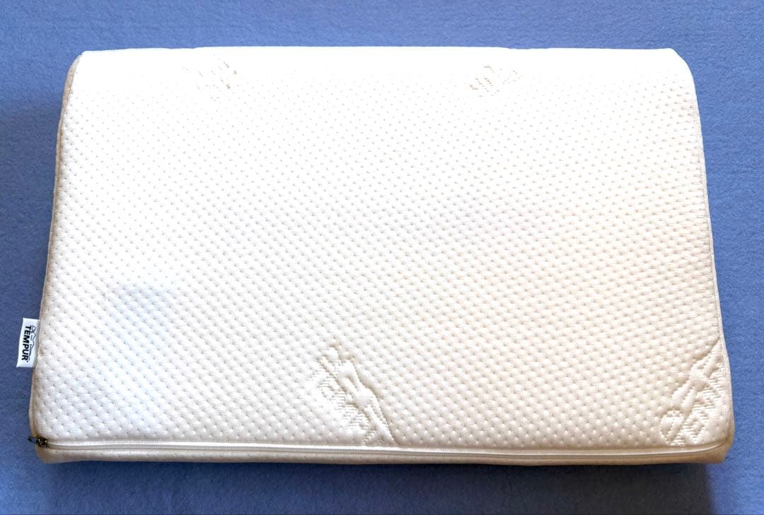 テンピュール　オリジナルピロー　枕　Mサイズ　ホワイト