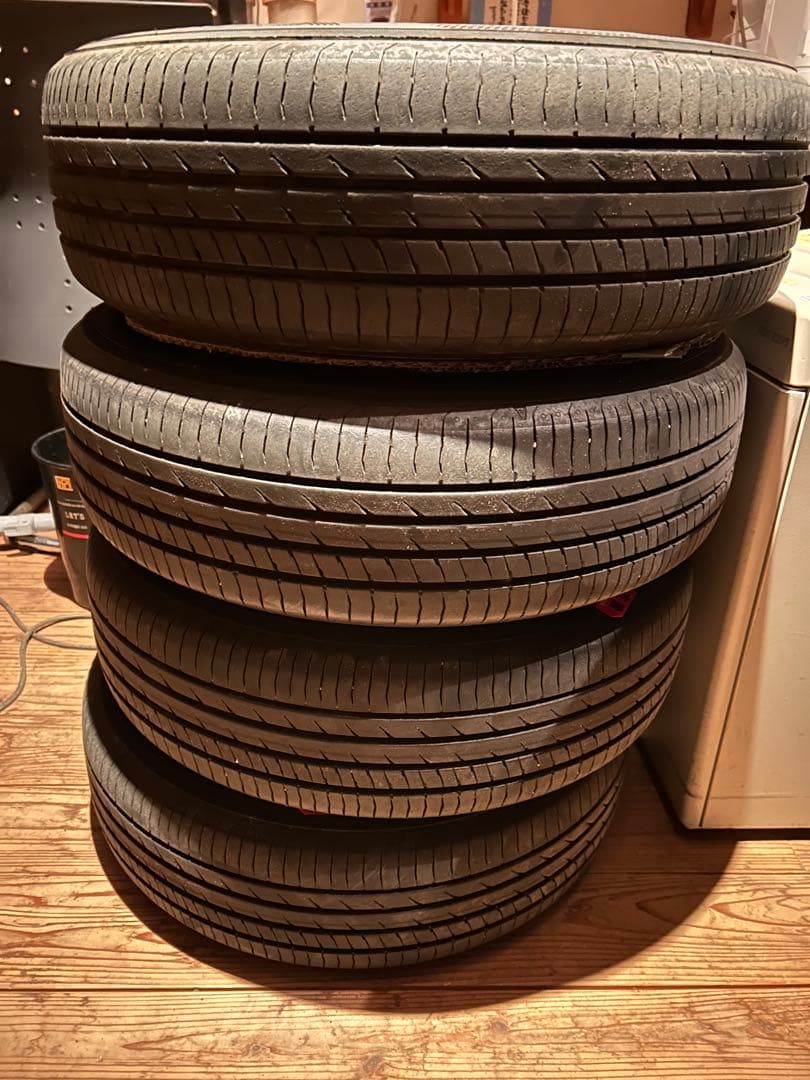 ヨコハマ　ADVAN 17565R15 4本セット