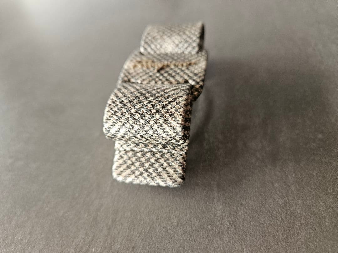 フェラガモ　リボンバレッタ