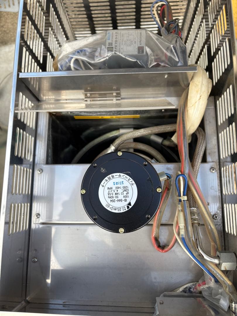 ク*ル様 アサヒビールサーバー　通電確認済み