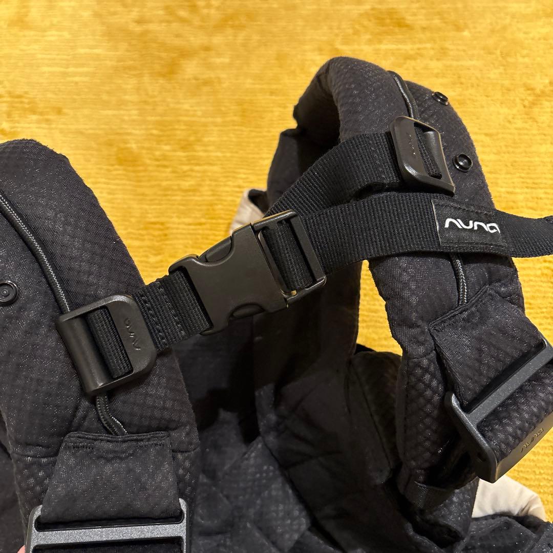 NUNA ヌナ カドルクリック 抱っこ紐 キャビア