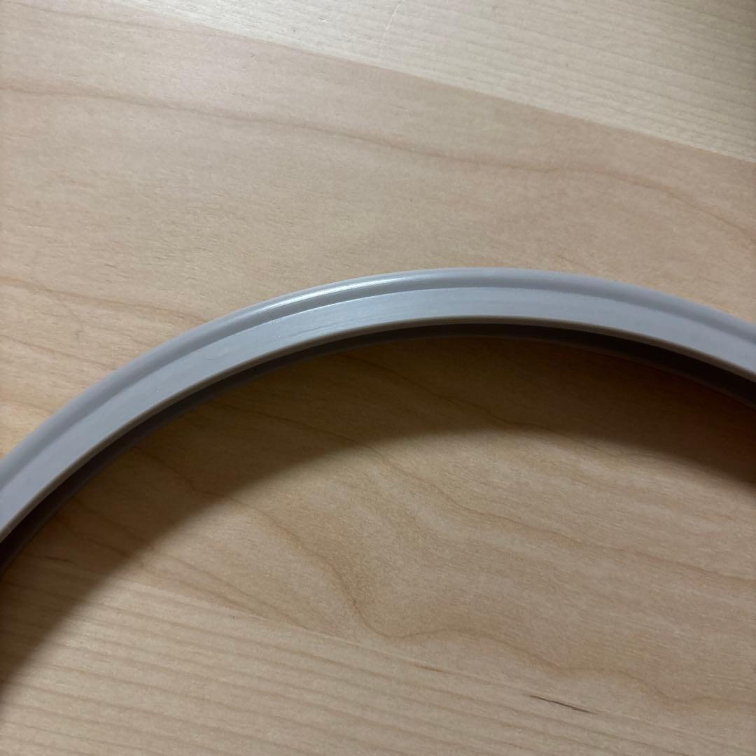 Fissler フィスラー中型圧力鍋 ステンレス製 蒸し器付き