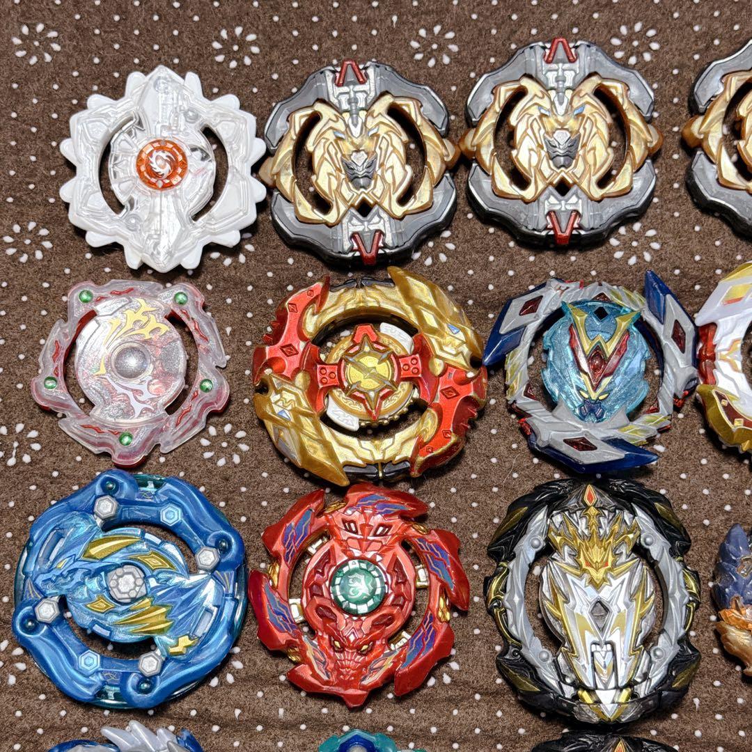 ベイブレード まとめ売り 本体13個　パーツ大量 ランチャー メタル バースト