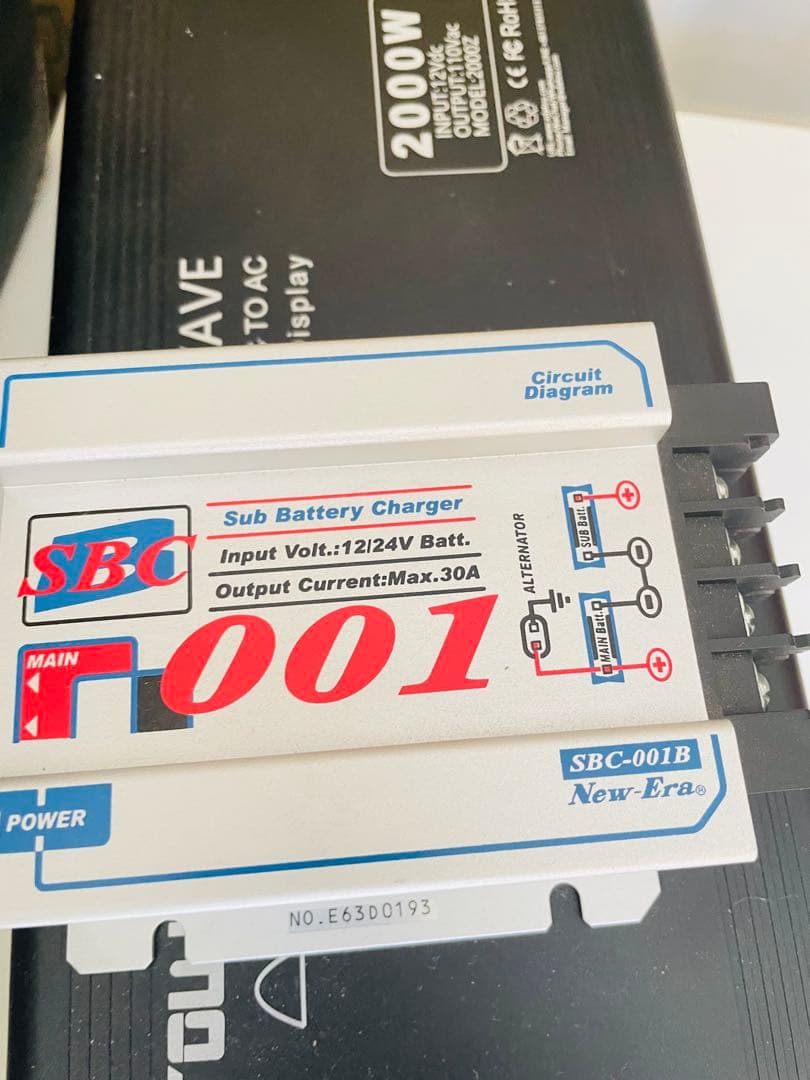 全てセット♡別々で買ったら高い♡インバーター♡アイソレータ走行充電器♡❷バッテリ