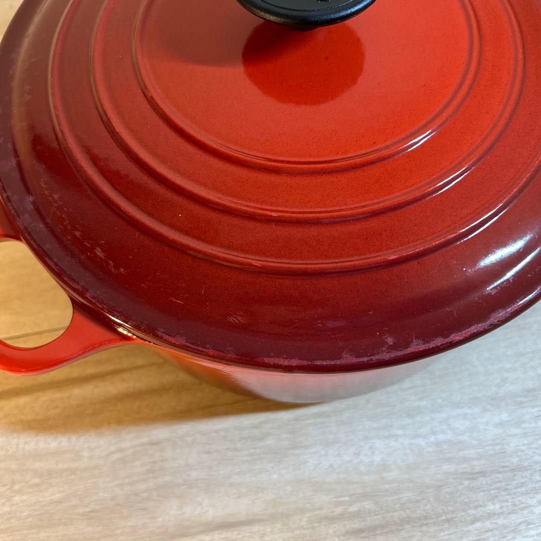 ルクルーゼ　ココットロンド　24cm チェリーレッド　両手鍋　鍋