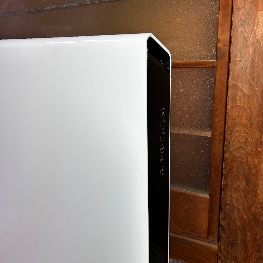 ほぼ未使用　デロンギ コンベクターヒーター HXJ60L12 8-10畳