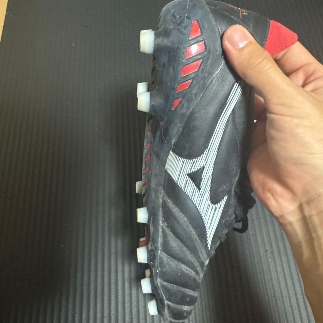 mizuno モレリアneo2サッカースパイクブラック/レッド(インソールなし)