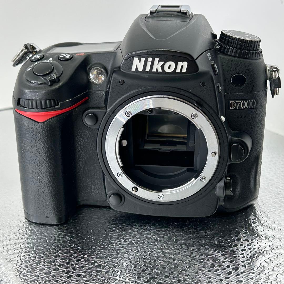 <<S数11337>> Nikon ニコン D7000 デジタル一眼レフカメラ