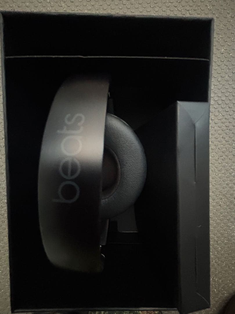 Beats Solo3 ヘッドホン