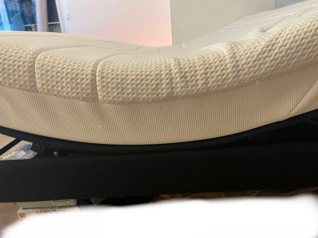 テンピュール ZERO-G電動リクライニングベッド　マットレスセット