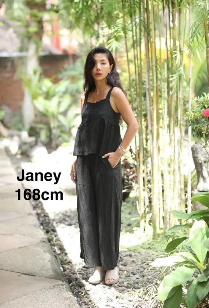 【新品】インディゴシー indigosdea バックリボン トップス 黒 リネン