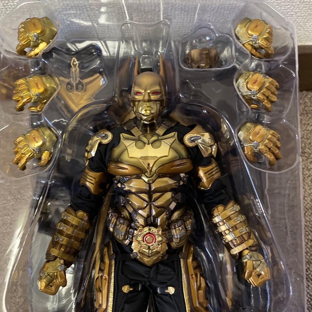 【美品】 バットマン　アーカム・ナイト　ザ・フューチャー　ブラック＆ゴールド版