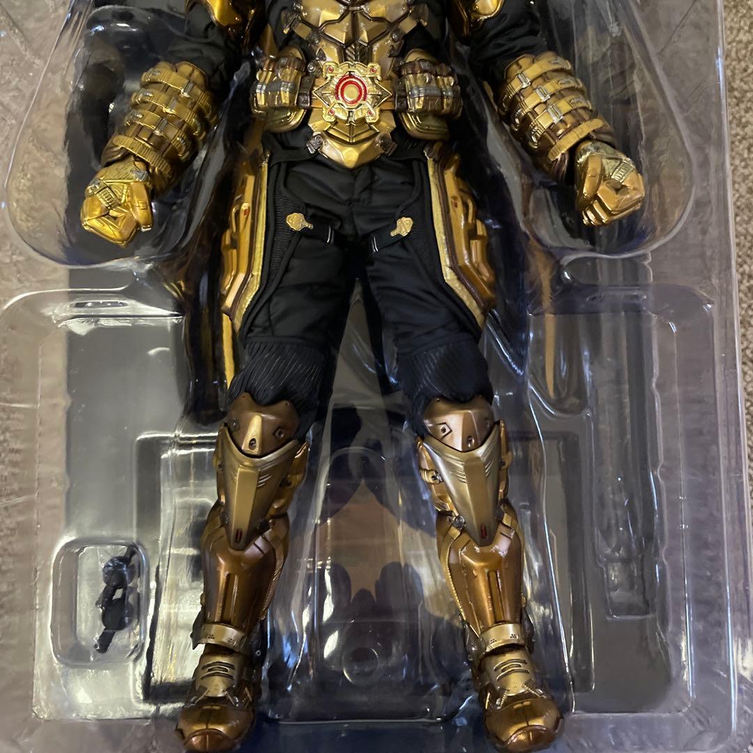 【美品】 バットマン　アーカム・ナイト　ザ・フューチャー　ブラック＆ゴールド版