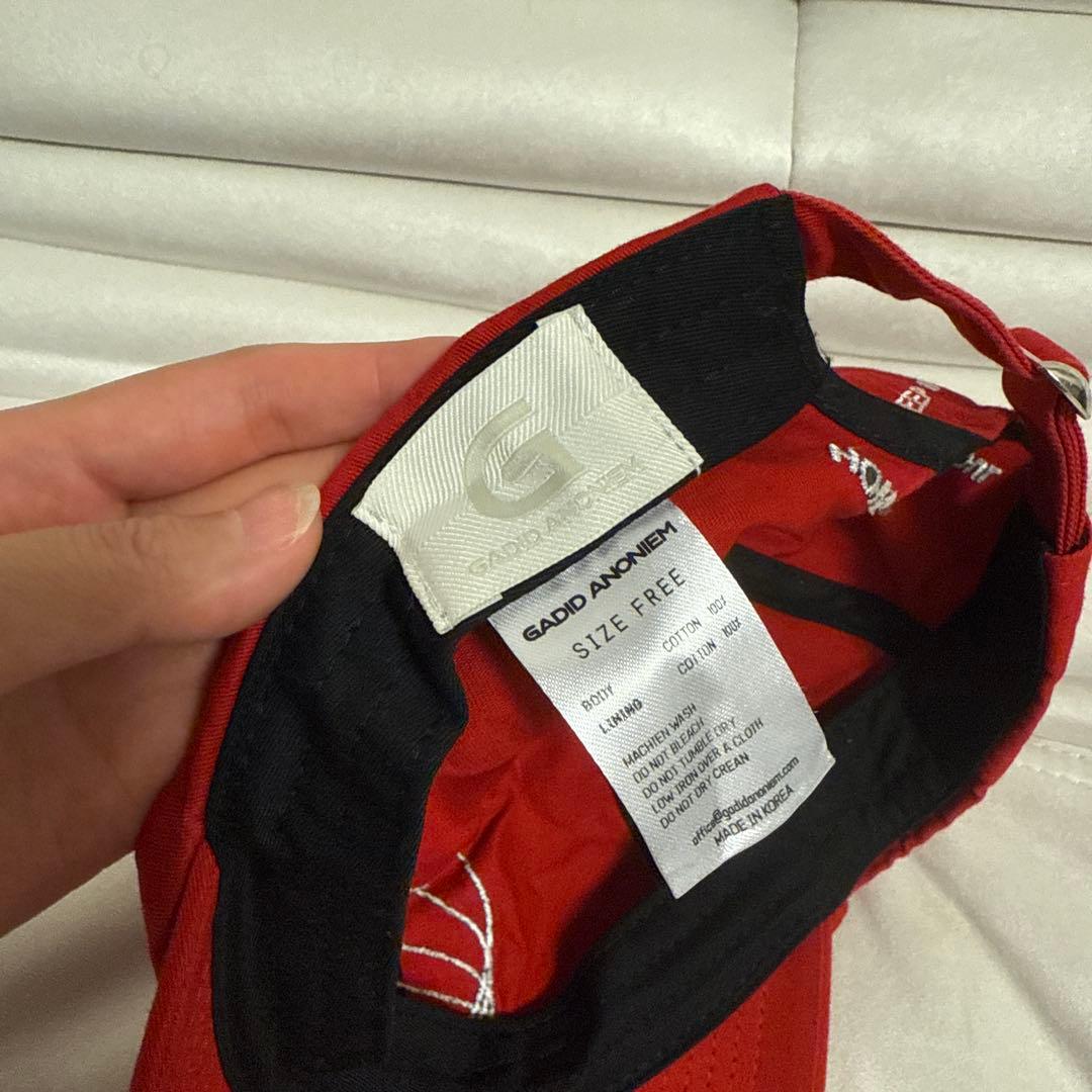 GADID ANONIEM キャップ　赤