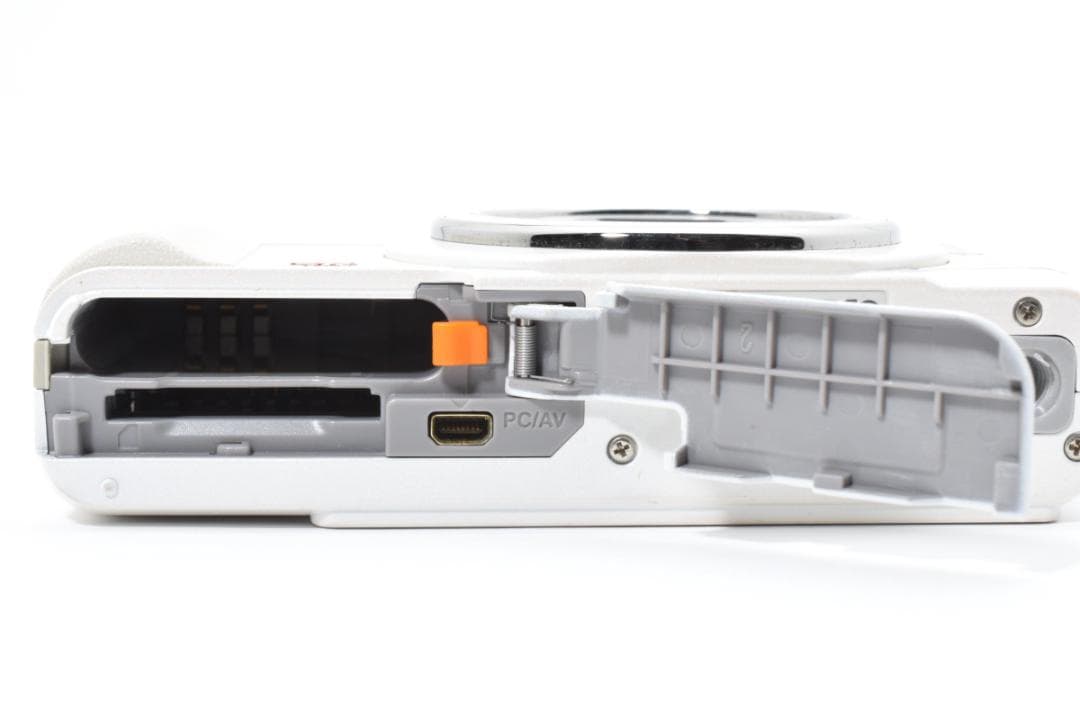 ■ 美品 ■ ペンタックス　PENTAX Optio I-10 パールホワイト