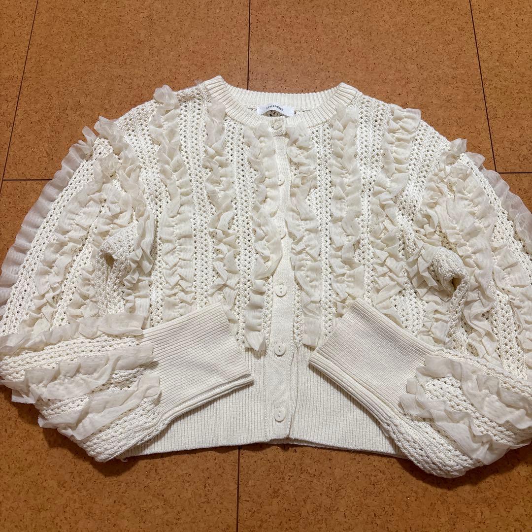 新品同様　今期　人気完売　スタイルミキサー　チュールフリルニットカーデ ホワイト